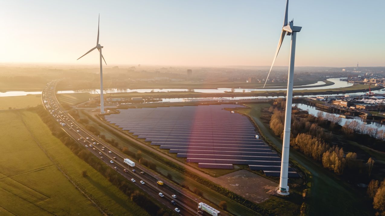 solar farm koningspleij Arhem Renewable energy 17 per cent