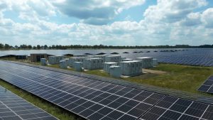 profinrg zonnepark met energieopslag