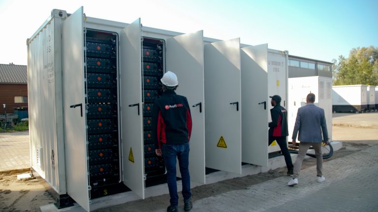 Slimme energieopslag voor bedrijven bij volatiele stroomprijzen 4 Slimme energieopslag voor bedrijven